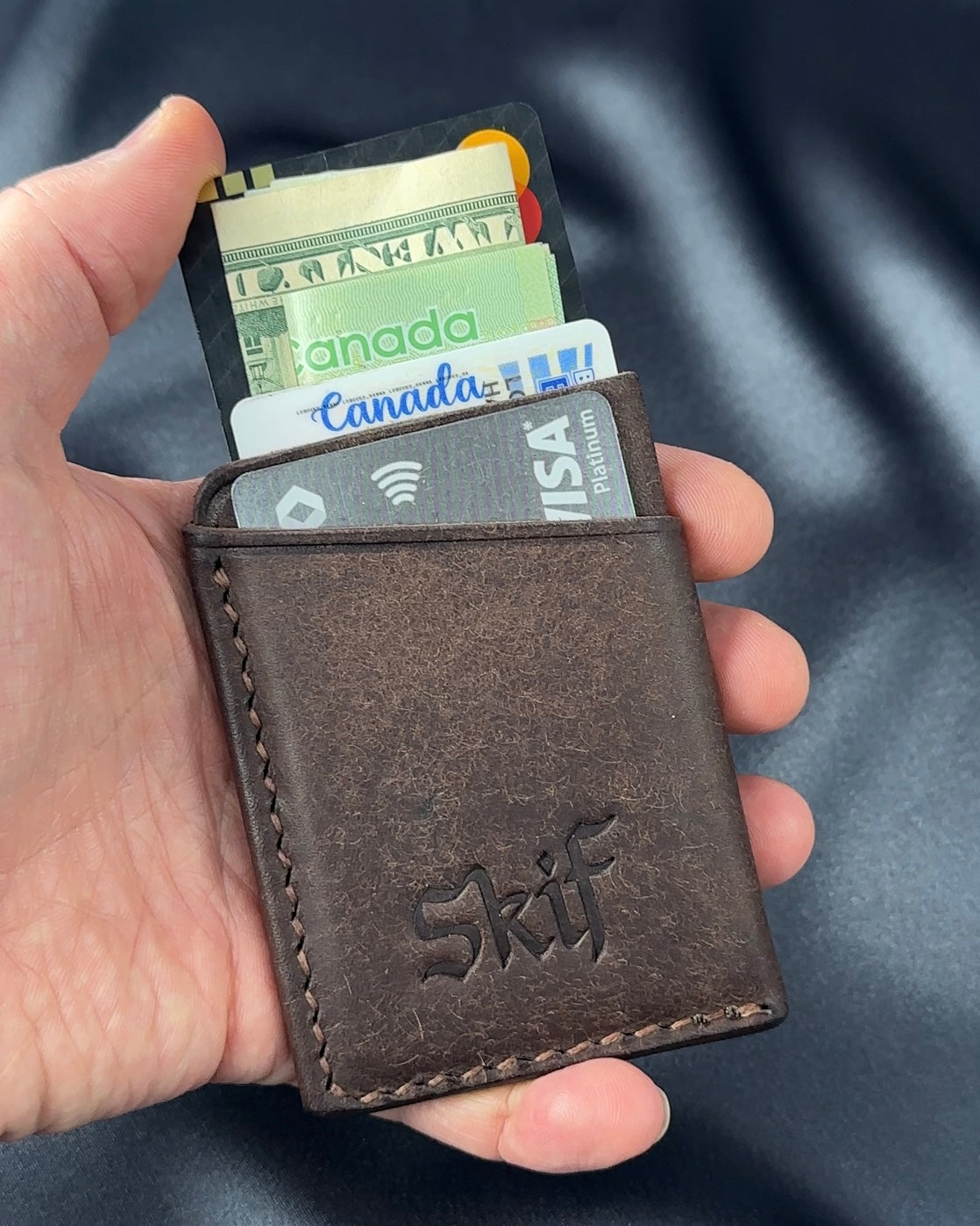 leather card holder multiple cards and cash capacity SOLO model