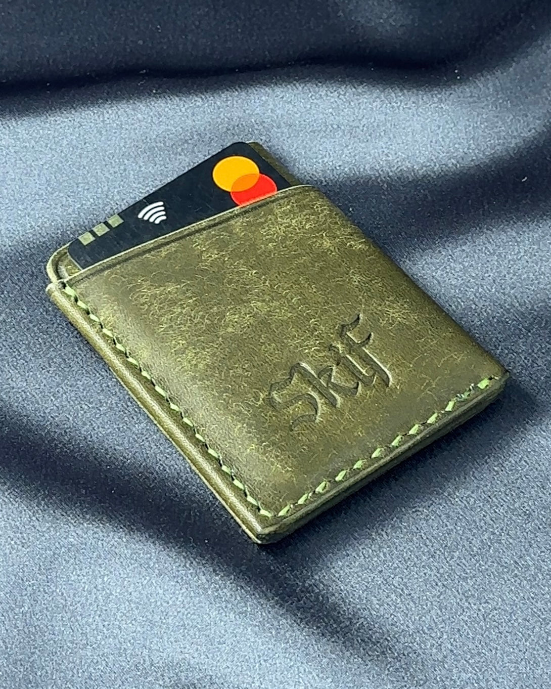 leather card holder slim profile side angle SOLO model
