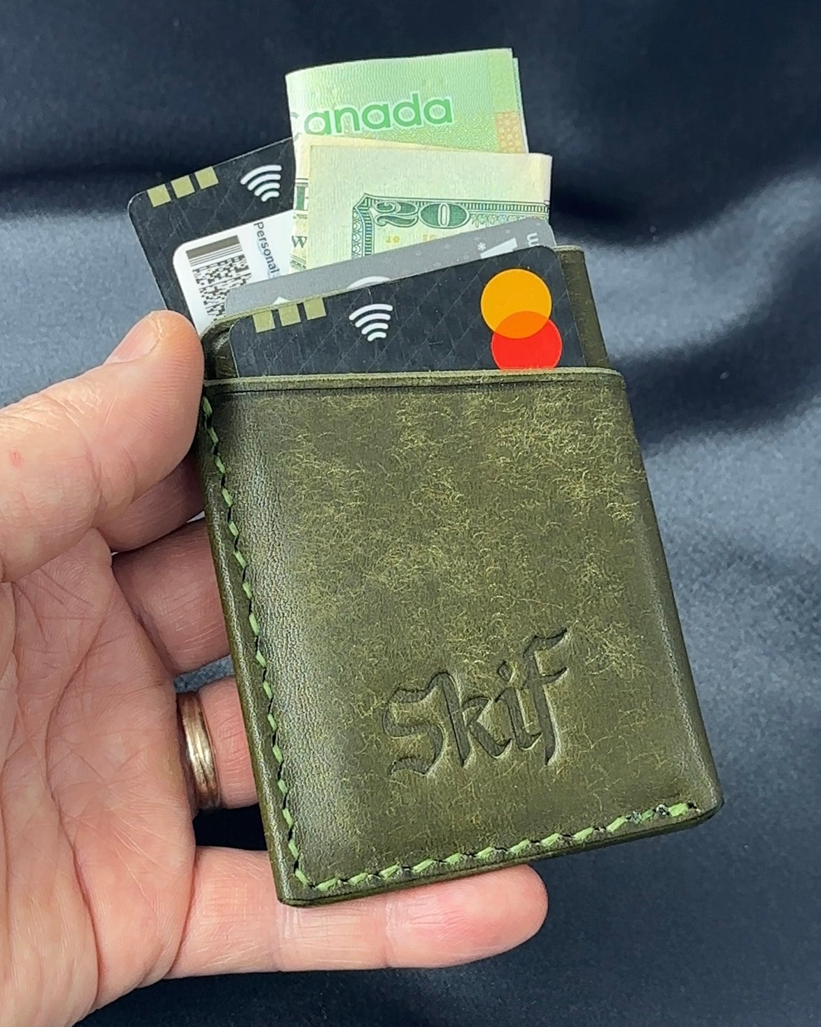 leather card holder multiple cards and cash capacity SOLO model