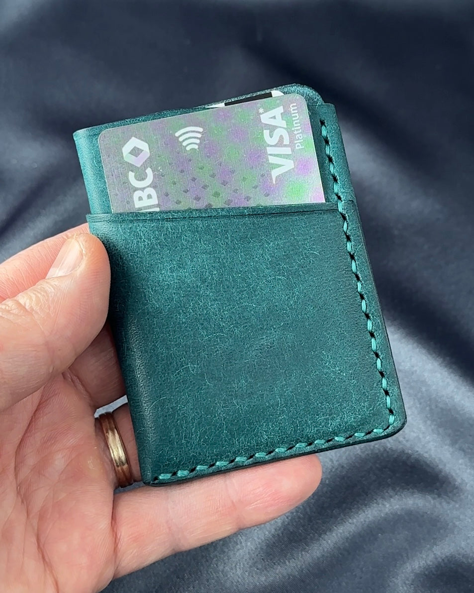 leather card holder back side card slot detail SOLO model