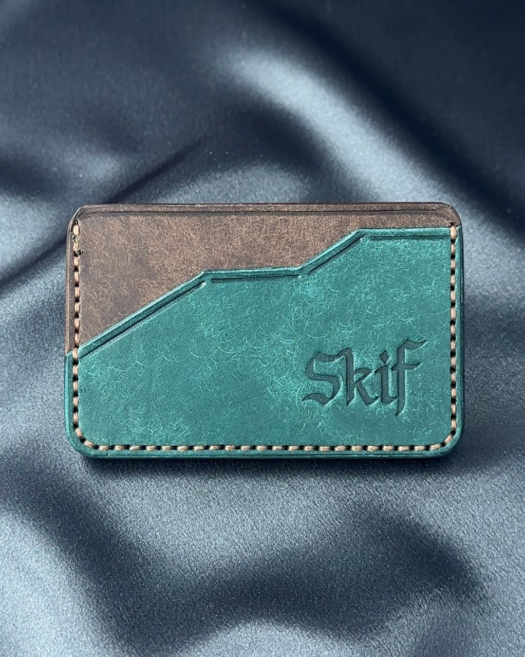 leather card holder front view  EDGE model