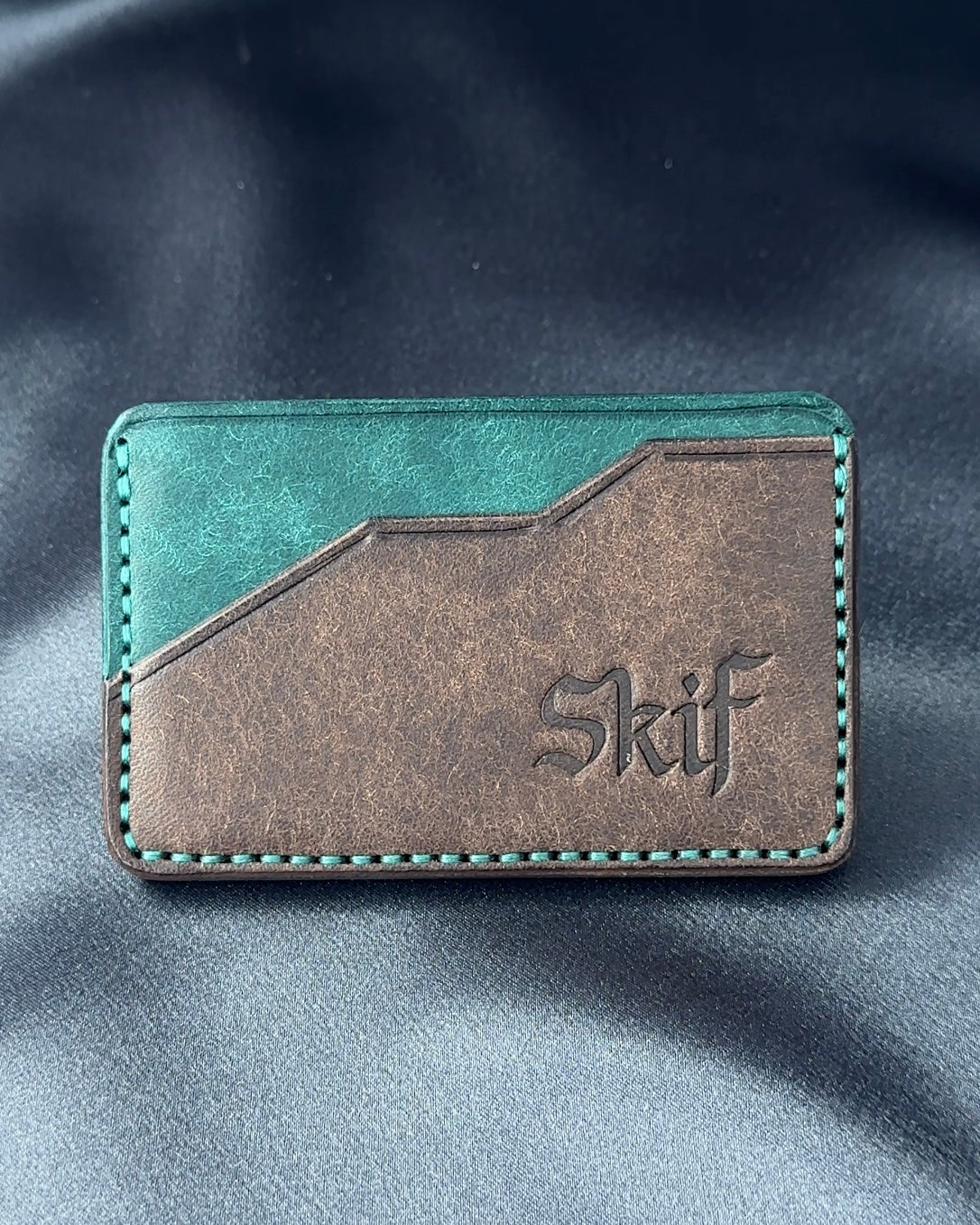 leather card holder front view  EDGE model