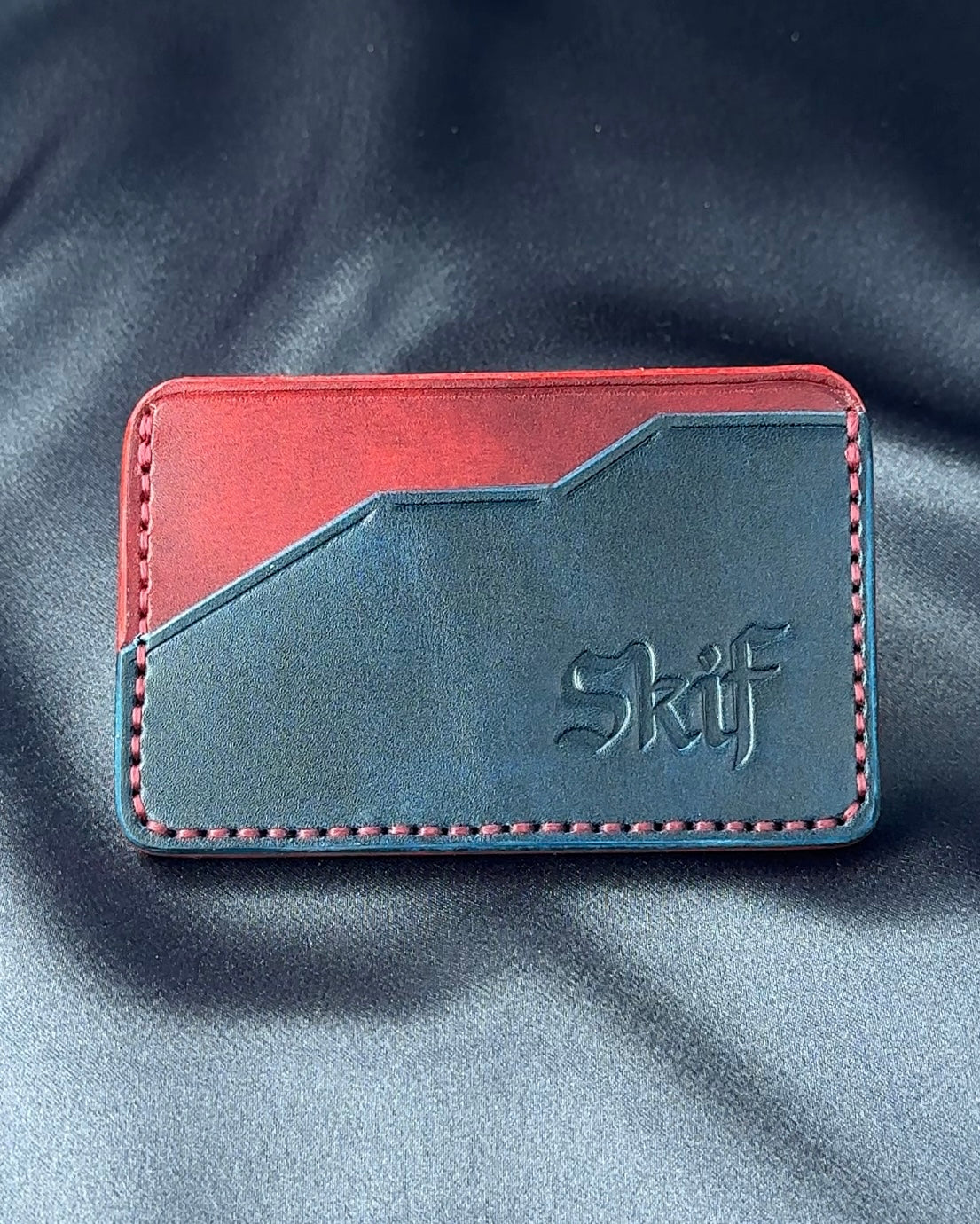 leather card holder front view  EDGE model