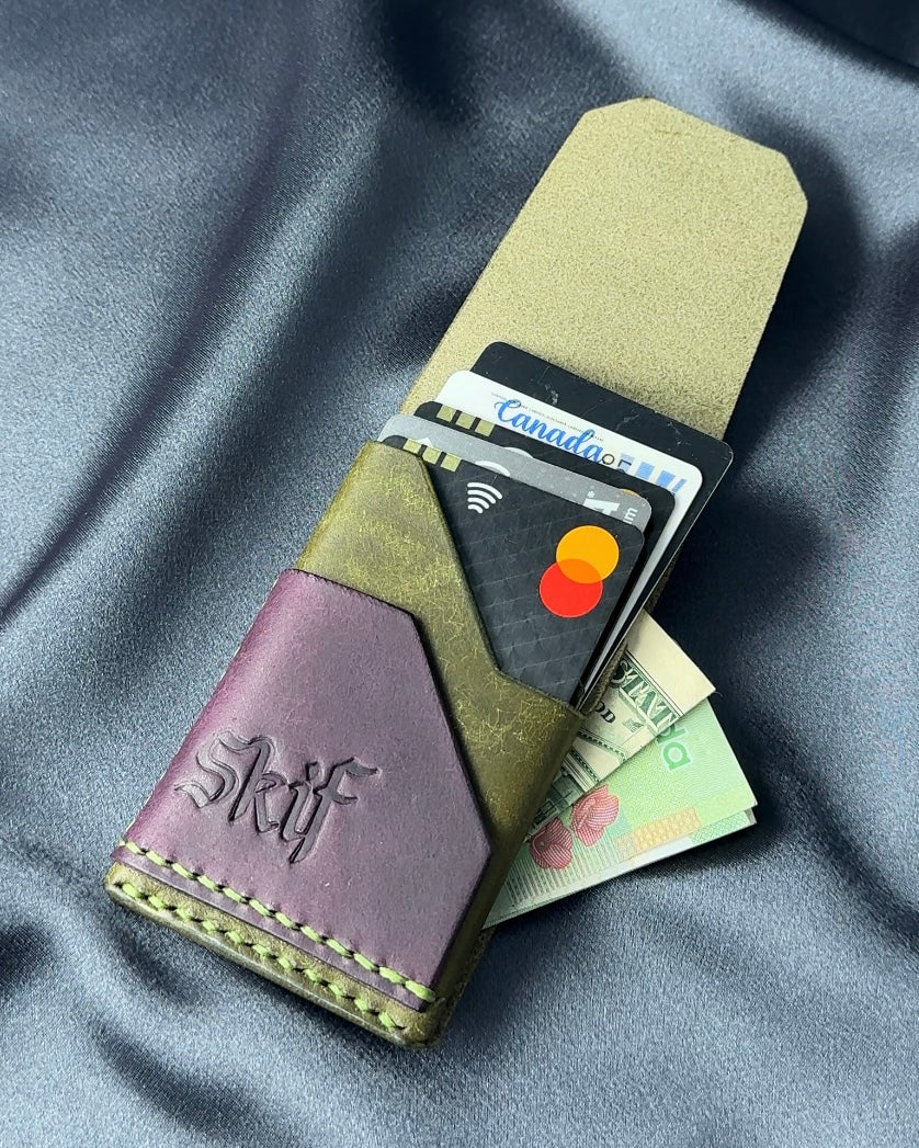 minimalist leather card holder with cards and cash capacity view SHIFT model