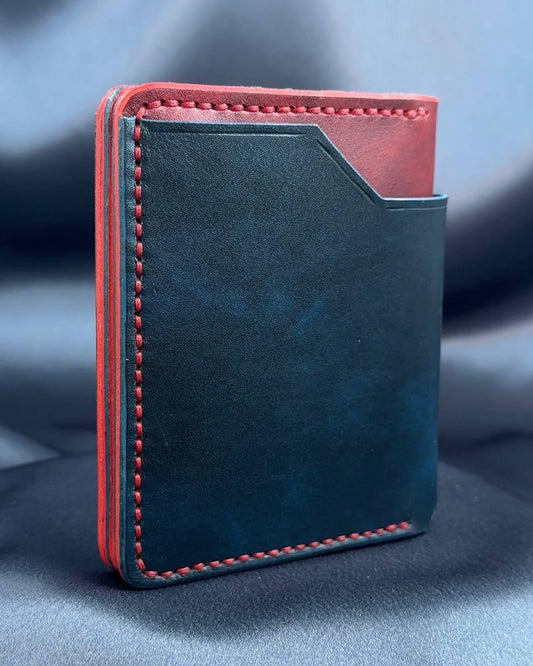 vertical bifold leather wallet exterior front view VERTEX model