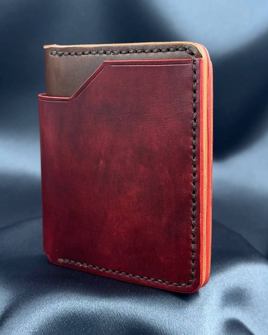 vertical bifold leather wallet exterior front view VERTEX model